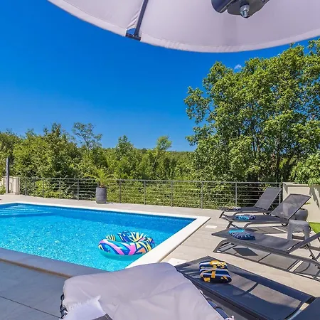 Villa Meraviglia With Private Pool Kornić
