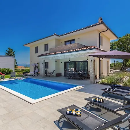Meraviglia With Private Pool Villa *